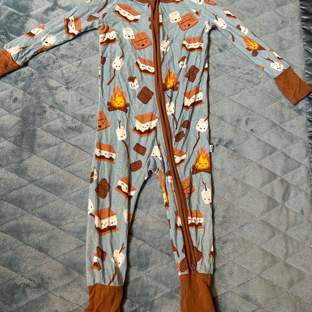 Little Sleepies Smores 6-12 EUC